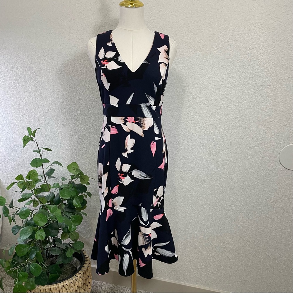Vince Camuto Fit & Flare Floral Midi Dress 🌸